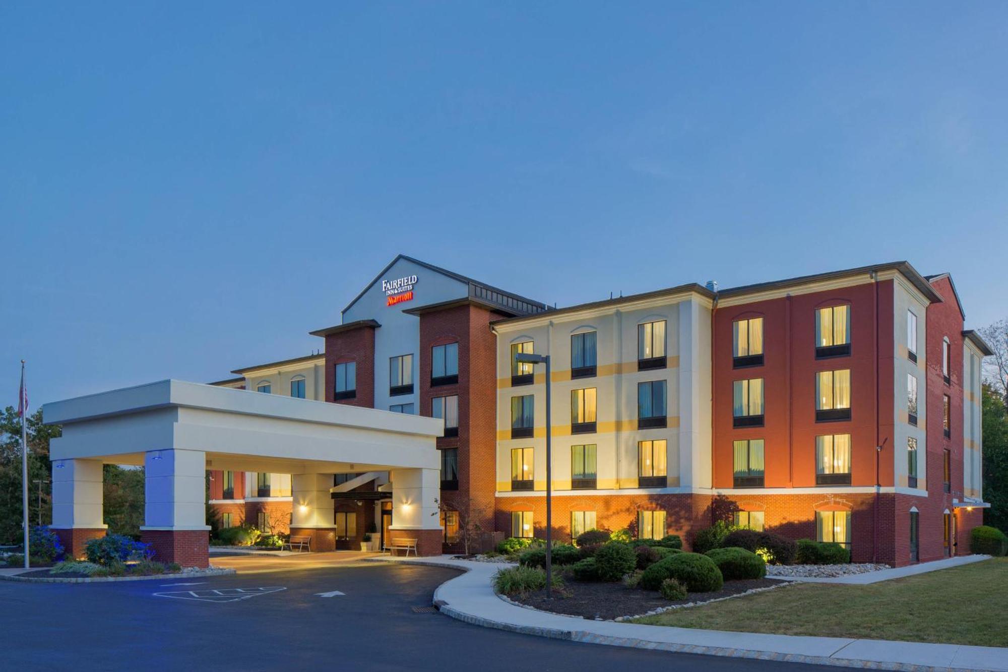 Fairfield Inn & Suites By Marriott Bridgewater Branchburg/Somerville Exterior foto
