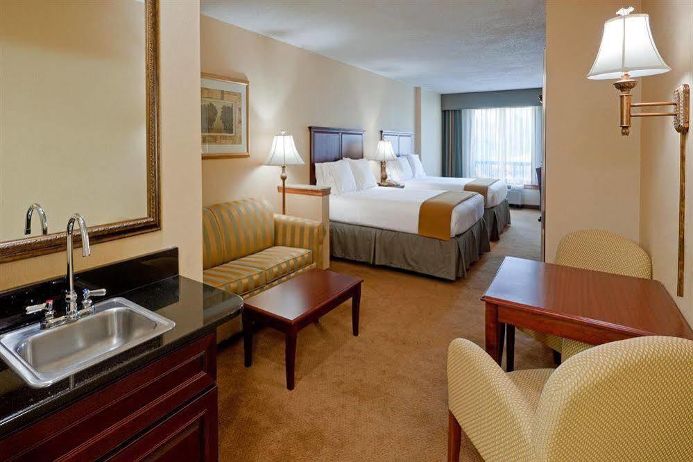Fairfield Inn & Suites By Marriott Bridgewater Branchburg/Somerville Exterior foto